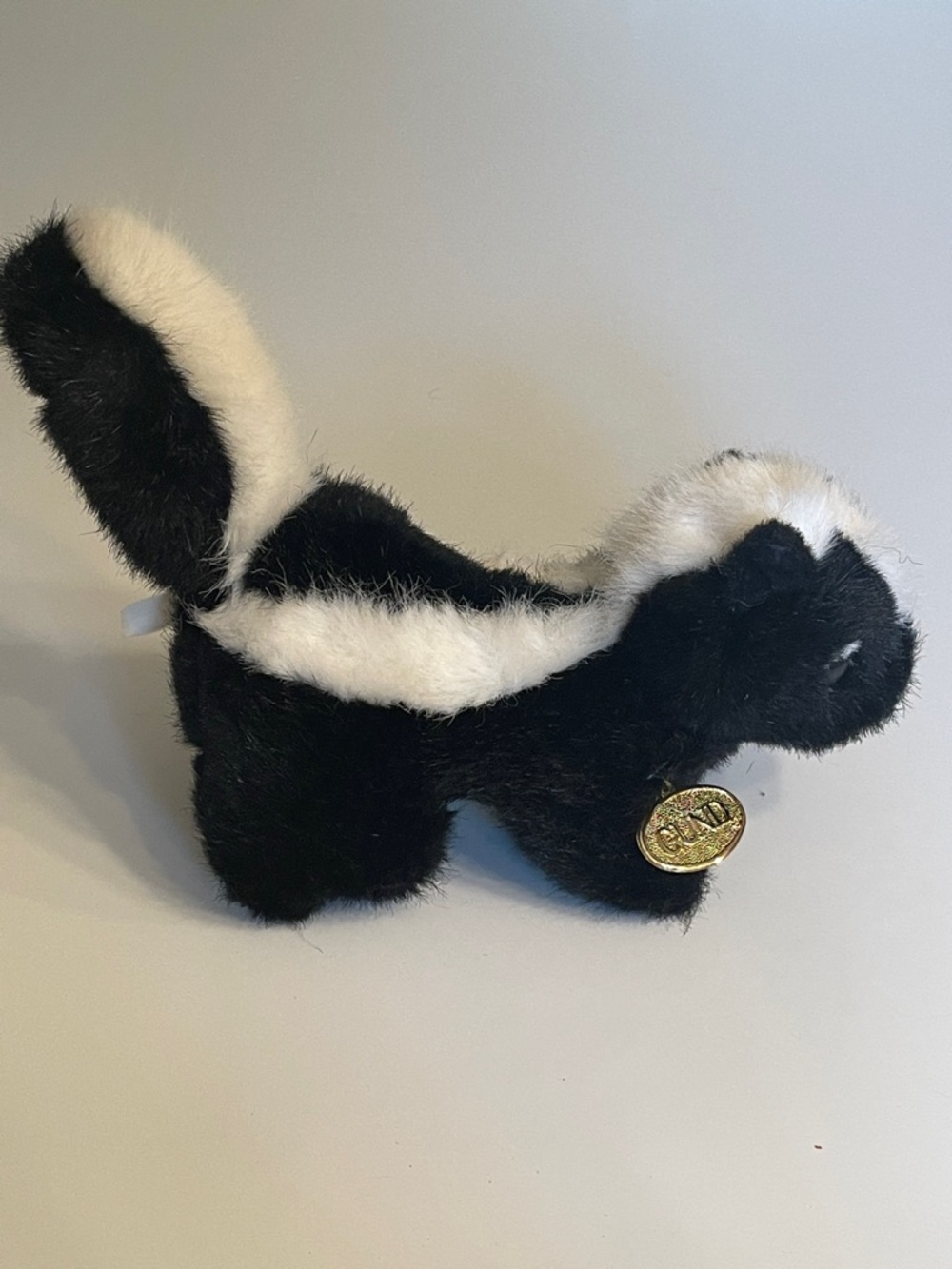 Gund Skunk 1987 Soft Black Fur White Stripe Bushy Tail Gold Tag